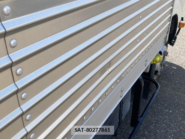 Hino DUTRO 2019-07 8879557-15
