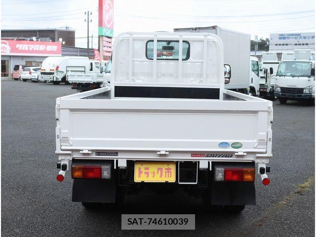 Hino DUTRO 2017-08 8879562-6