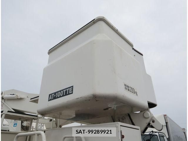 Hino DUTRO 2018-01 8879563-13