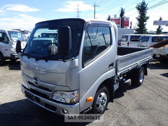 Hino DUTRO 2024-12 8883546-0