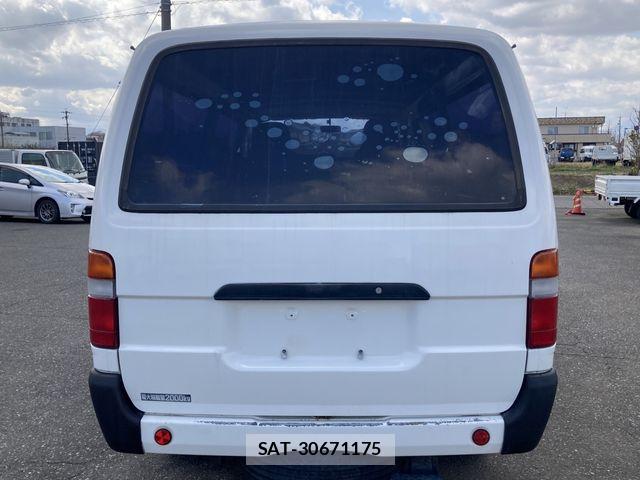 Hino DUTRO 2007-06 5866912-3