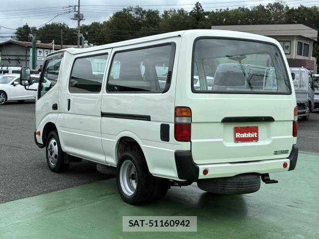 Hino DUTRO 2018-11 8658852-2