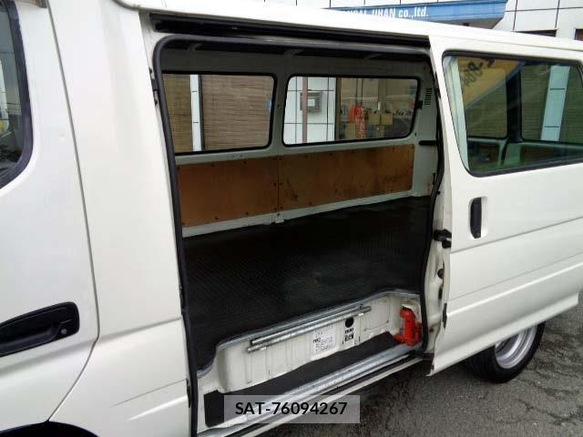 Toyota DYNA ROUTE VAN 2015-11 1330575-9