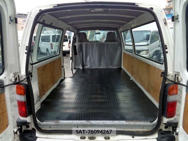 Toyota DYNA ROUTE VAN 2015-11 1330575-10