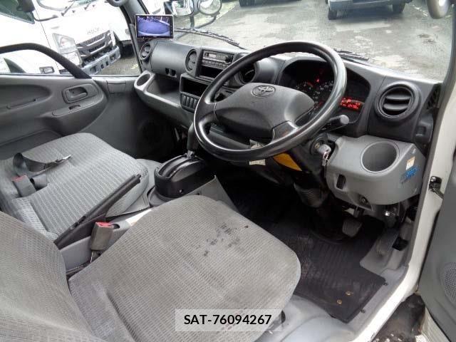 Toyota DYNA ROUTE VAN 2015-11 1330575-3