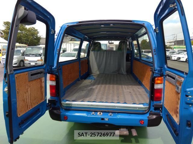 Toyota DYNA ROUTE VAN 2017-12 2446184-6