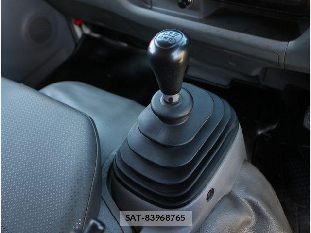 Toyota DYNA ROUTE VAN 2017-09 2960392-13