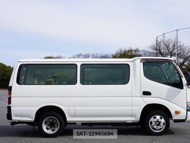 Toyota DYNA ROUTE VAN 2021-01 3832443-9