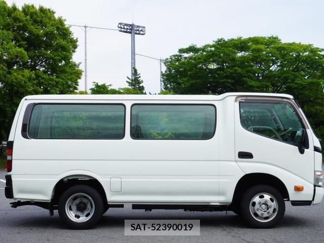 Toyota DYNA ROUTE VAN 2014-01 7454079-9