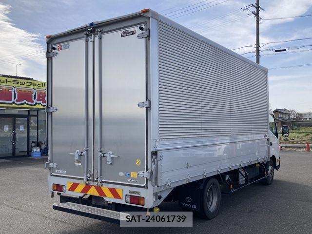 Toyota DYNA TRUCK 2020-09 871582-5