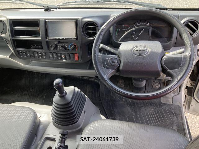 Toyota DYNA TRUCK 2020-09 871582-8