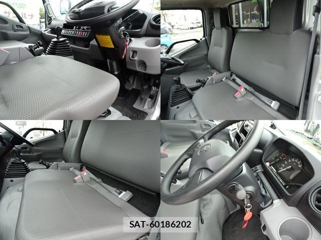 Toyota DYNA TRUCK 2021-03 923059-17