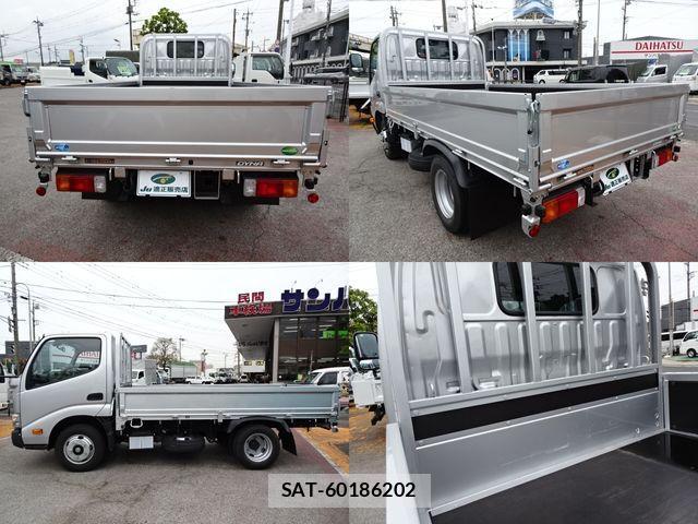 Toyota DYNA TRUCK 2021-03 923059-2