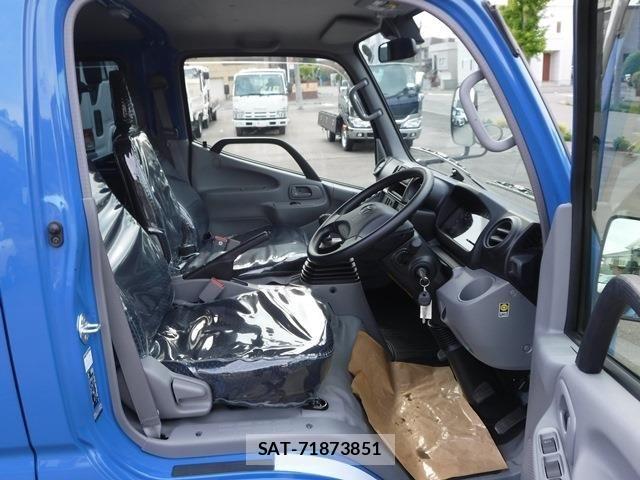 Toyota DYNA TRUCK 2022-07 983510-18