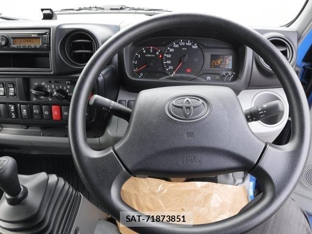 Toyota DYNA TRUCK 2022-07 983510-24