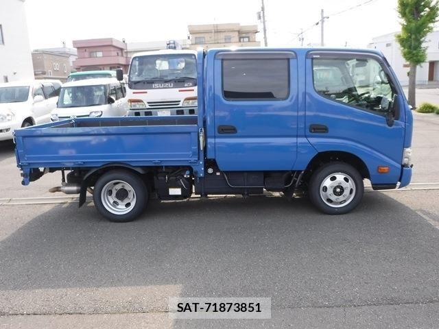 Toyota DYNA TRUCK 2022-07 983510-3