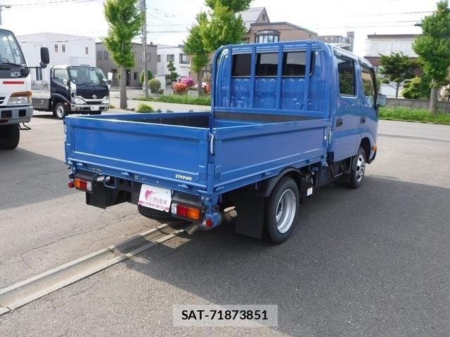 Toyota DYNA TRUCK 2022-07 983510-4
