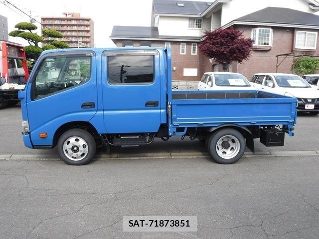 Toyota DYNA TRUCK 2022-07 983510-7