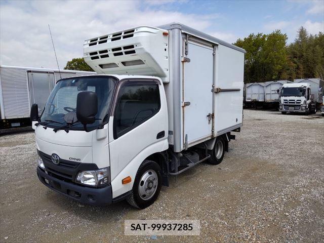 Toyota DYNA TRUCK 2017-01 1220445-3