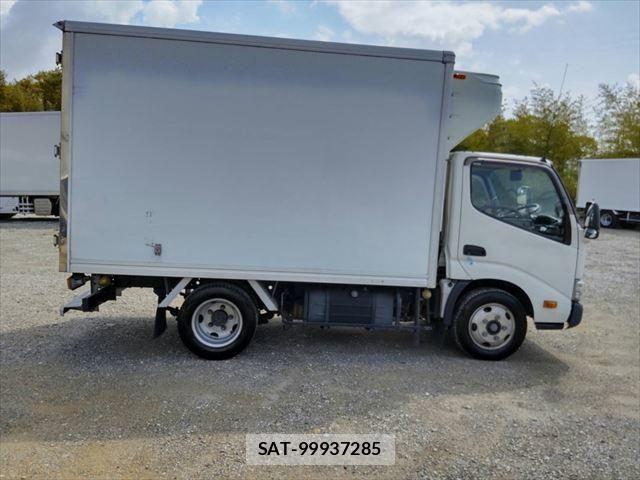 Toyota DYNA TRUCK 2017-01 1220445-8
