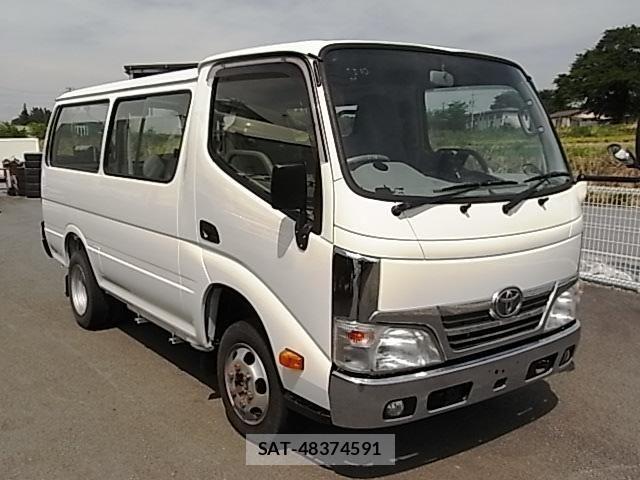 Toyota DYNA TRUCK 2015-02 1220440-2