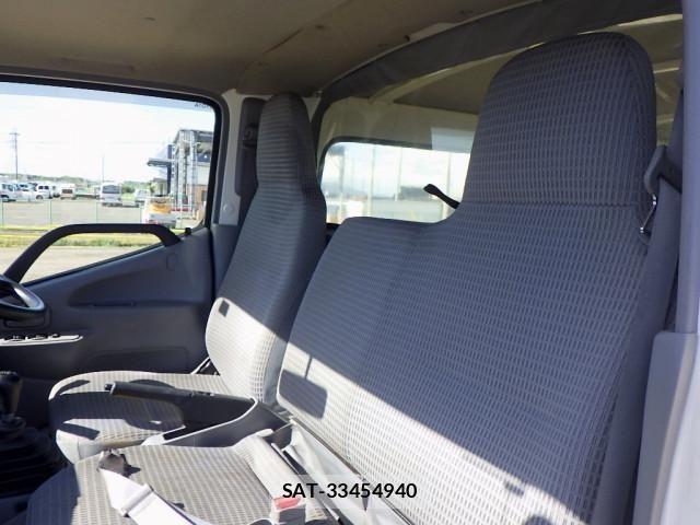 Toyota DYNA TRUCK 2020-06 1227820-11