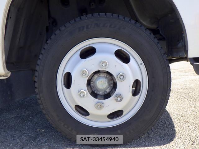 Toyota DYNA TRUCK 2020-06 1227820-21
