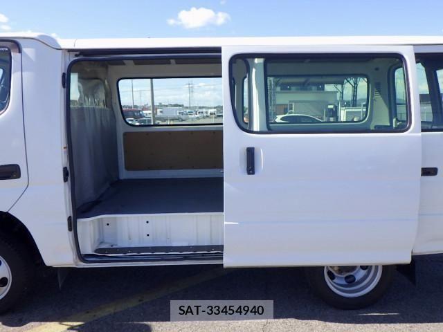 Toyota DYNA TRUCK 2020-06 1227820-6