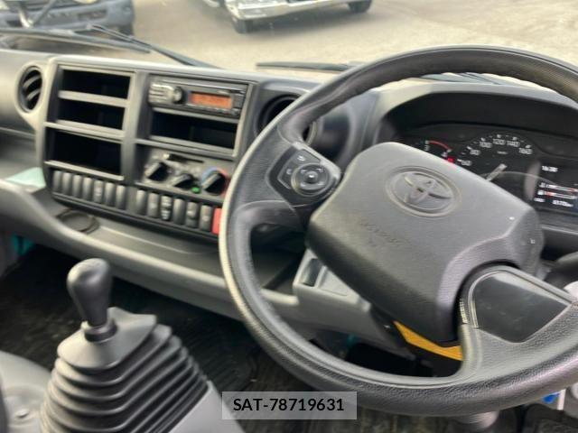 Toyota DYNA TRUCK 2021-03 1291011-17