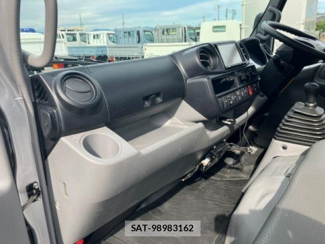 Toyota DYNA TRUCK 2019-09 1301517-28