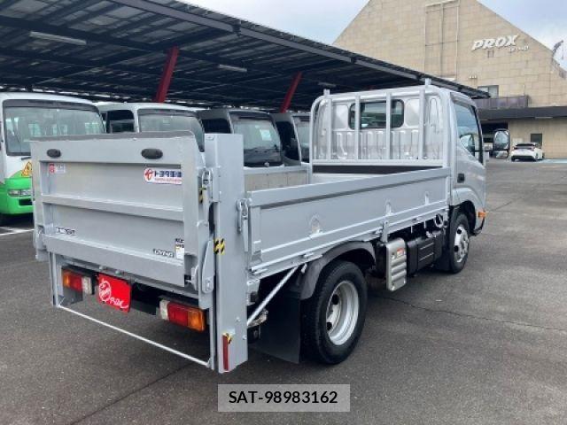Toyota DYNA TRUCK 2019-09 1301517-2