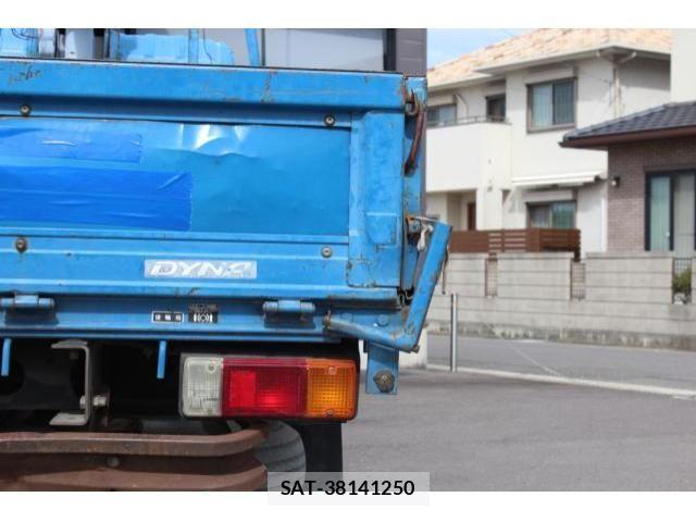 Toyota DYNA TRUCK 2001-02 1312663-9
