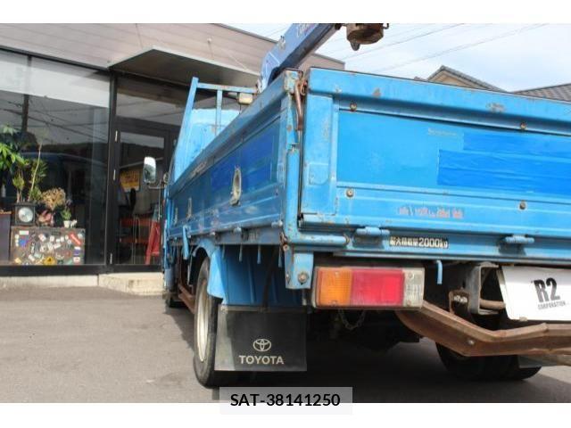 Toyota DYNA TRUCK 2001-02 1312663-11