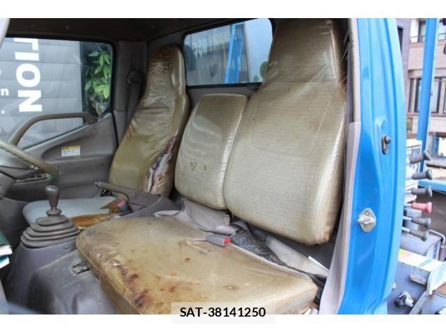 Toyota DYNA TRUCK 2001-02 1312663-14