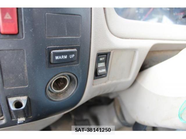 Toyota DYNA TRUCK 2001-02 1312663-21