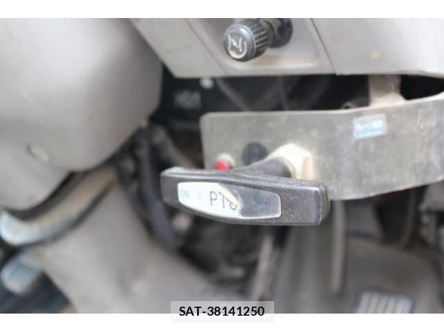 Toyota DYNA TRUCK 2001-02 1312663-25