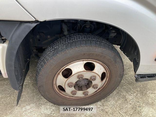 Toyota DYNA TRUCK 2019-04 1318051-3