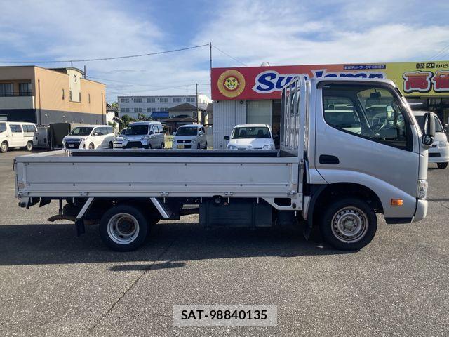 Toyota DYNA TRUCK 2020-08 1330586-22