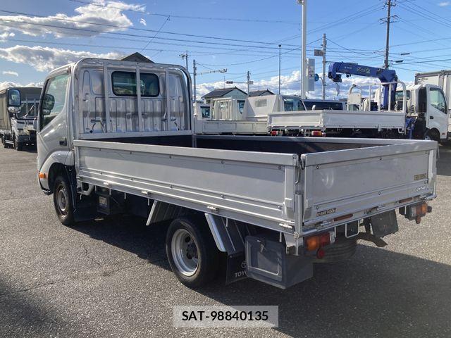 Toyota DYNA TRUCK 2020-08 1330586-2