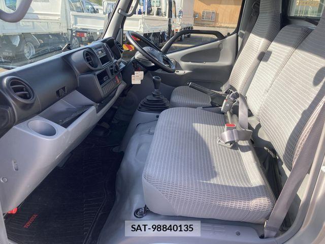 Toyota DYNA TRUCK 2020-08 1330586-6