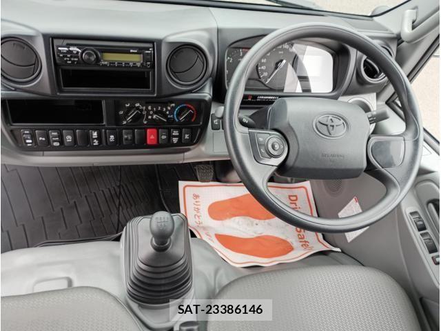 Toyota DYNA TRUCK 2025-07 1372157-20
