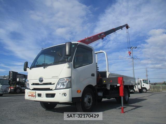 Toyota DYNA TRUCK 2024-10 1412126-0