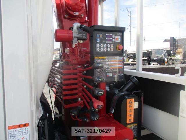 Toyota DYNA TRUCK 2024-10 1412126-11