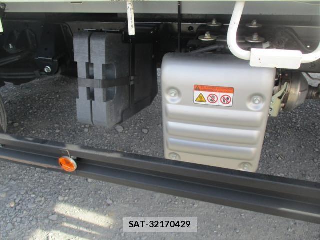 Toyota DYNA TRUCK 2024-10 1412126-15