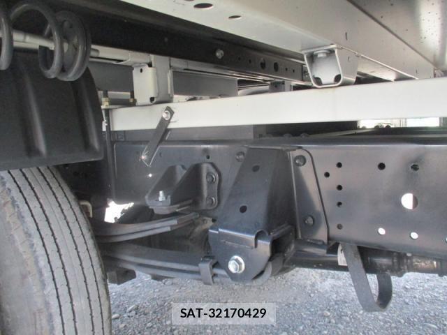 Toyota DYNA TRUCK 2024-10 1412126-16