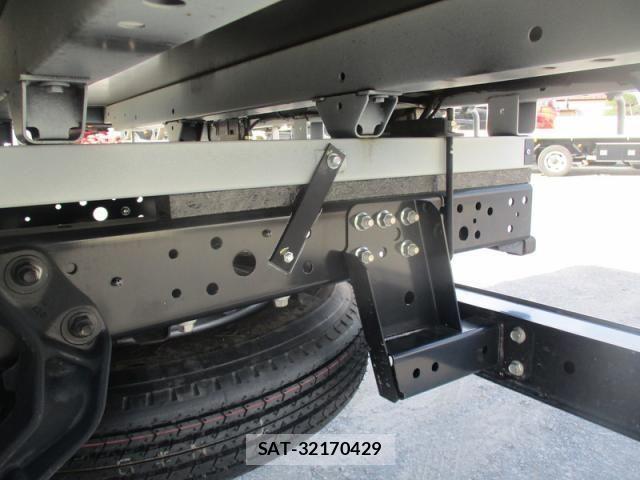 Toyota DYNA TRUCK 2024-10 1412126-19