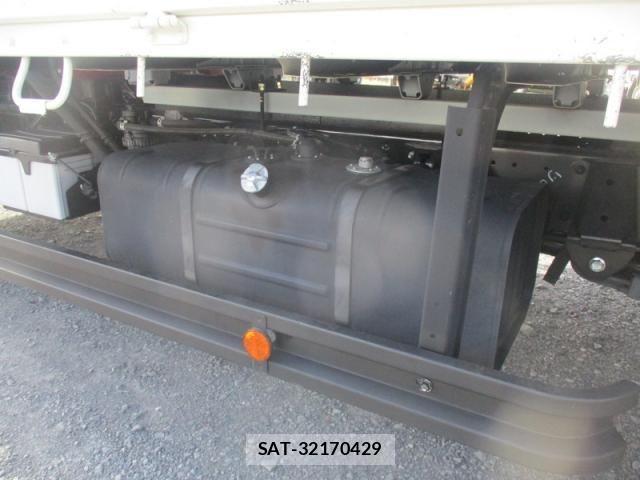 Toyota DYNA TRUCK 2024-10 1412126-23