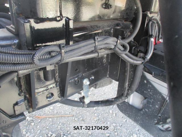 Toyota DYNA TRUCK 2024-10 1412126-24