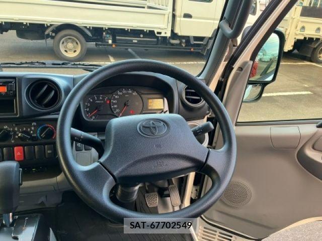 Toyota DYNA TRUCK 2024-06 1445431-18