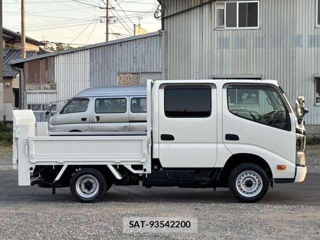 Toyota DYNA TRUCK 2010-06 1472180-10